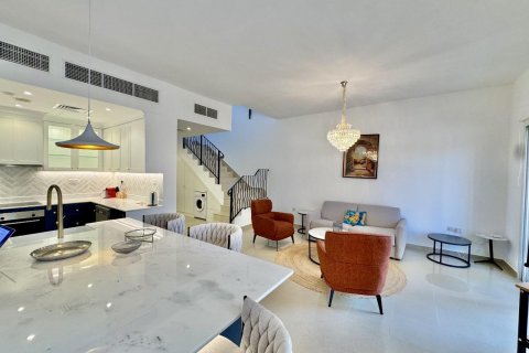 Řadový dům v Al Hamra Village, Ras Al Khaimah, SAE 2 ložnice, 130.1 m² Č.: 588819 - fotografie 3