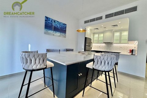 Řadový dům v Al Hamra Village, Ras Al Khaimah, SAE 2 ložnice, 130.1 m² Č.: 588819 - fotografie 4