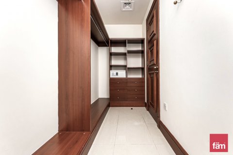 Townhouse in Palm Jumeirah, Dubai, UAE 3 bedrooms, 345.6 sq.m. № 625001 - photo 6