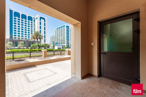Townhouse in Palm Jumeirah, Dubai, UAE 3 bedrooms, 345.6 sq.m. № 625001 - photo 20