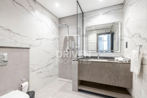 Apartment in Business Bay, Dubai, UAE 1 bedroom, 90 sq.m. № 601813 - photo 6