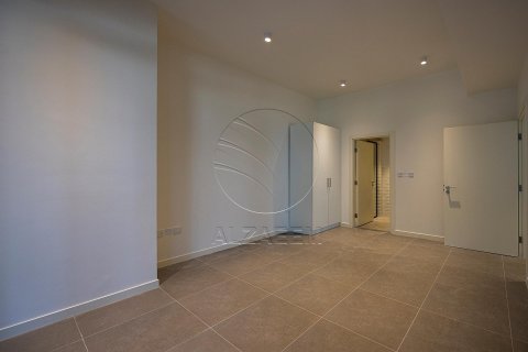 Apartment in Al Reem Island, Abu Dhabi, UAE 2 bedrooms, 117 sq.m. № 616033 - photo 14