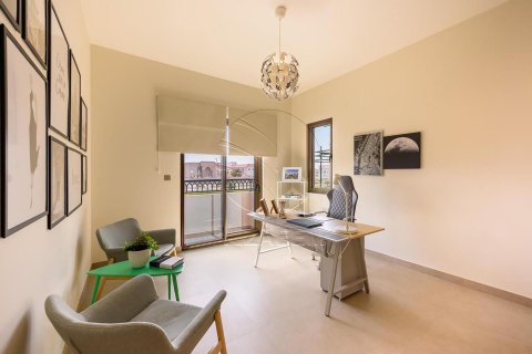 Řadový dům v Khalifa City, Abu Dhabi, SAE 2 ložnice, 123 m² Č.: 616034 - fotografie 15