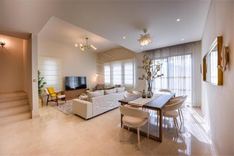 Řadový dům v Khalifa City, Abu Dhabi, SAE 2 ložnice, 123 m² Č.: 616034 - fotografie 2