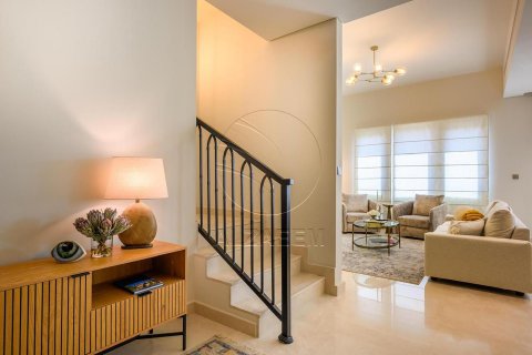 Řadový dům v Khalifa City, Abu Dhabi, SAE 2 ložnice, 123 m² Č.: 616034 - fotografie 4