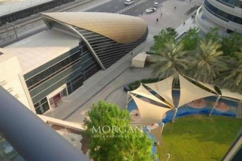 Apartmen di Dubai Marina, UAE 1 bilik tidur, 55.9 meter persegi № 541320 - foto 7