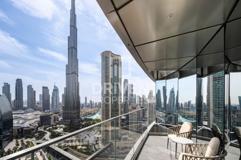 Downtown Dubai (Downtown Burj Dubai), Dubai, UAE의 임대용 아파트 침실 3개, 188제곱미터 번호 603526 - 사진 1