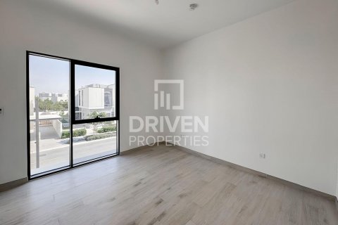 Vilë në Al Furjan, Dubai, Emiratet e Bashkuara Arabe 5 dhoma gjumi, 413 m2. № 603529 - Foto 7