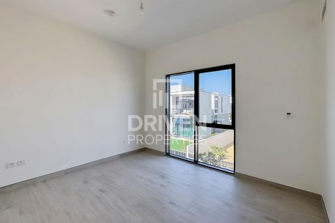 Vilë në Al Furjan, Dubai, Emiratet e Bashkuara Arabe 5 dhoma gjumi, 413 m2. № 603529 - Foto 10