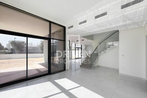Vilë në Al Furjan, Dubai, Emiratet e Bashkuara Arabe 5 dhoma gjumi, 413 m2. № 603529 - Foto 2