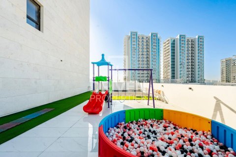 Apartment sa Al Furjan, Dubai, UAE 2 silid-tulugan, 114 sq.m. № 603525 - larawan 8