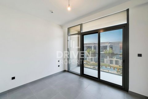 Townhouse in Arabian Ranches 3, Dubai, UAE 3 bedrooms, 189 sq.m. № 603527 - photo 11