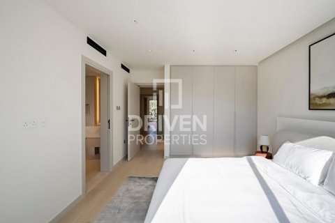 Vilë në Jumeirah Islands, Dubai, Emiratet e Bashkuara Arabe 5 dhoma gjumi, 576 m2. № 603524 - Foto 16