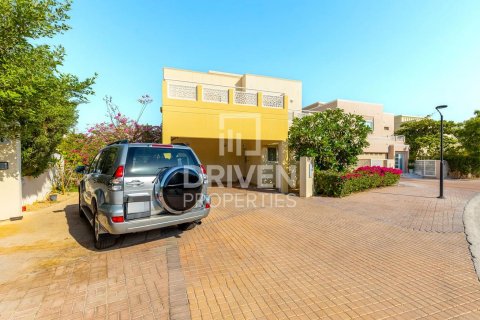 Villa sa Meadows, Dubai, UAE 4 silid-tulugan, 325 sq.m. № 602277 - larawan 17