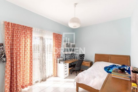 Villa sa Meadows, Dubai, UAE 4 silid-tulugan, 325 sq.m. № 602277 - larawan 8