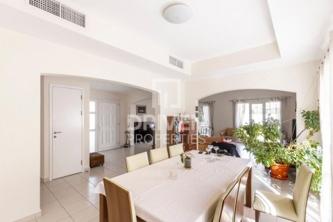 Villa sa Meadows, Dubai, UAE 4 silid-tulugan, 325 sq.m. № 602277 - larawan 5
