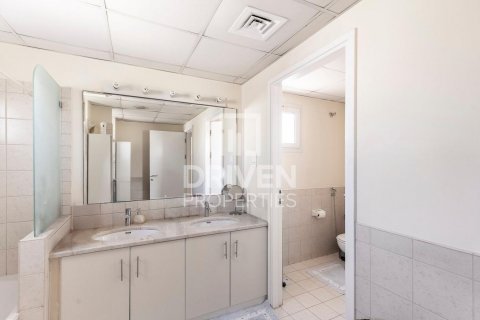 Villa sa Meadows, Dubai, UAE 4 silid-tulugan, 325 sq.m. № 602277 - larawan 7
