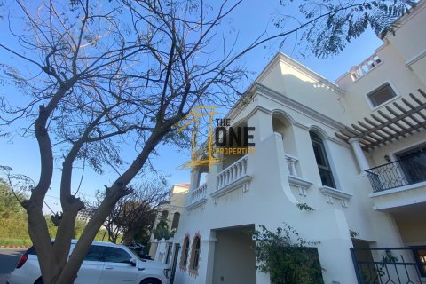 Vila v Al Hamra Village, Ras Al Khaimah, SAE 4 ložnice, 249.9 m² Č.: 584070 - fotografie 1