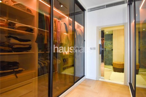 Townhouse in Jumeirah Village Triangle, Dubai, UAE 2 bedrooms, 152 sq.m. № 625534 - photo 6