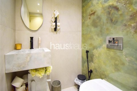 Townhouse in Jumeirah Village Triangle, Dubai, UAE 2 bedrooms, 152 sq.m. № 625534 - photo 15