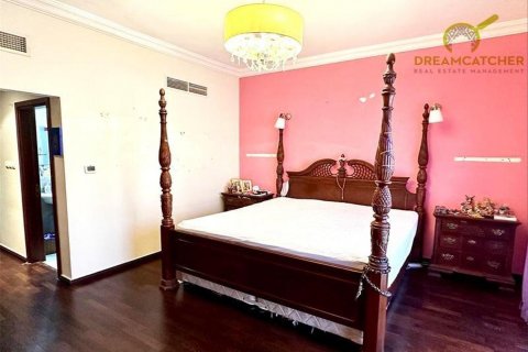 Зняти в оренду віллу в Al Hamra Village, Рас-эль-Хайма, ОАЕ 5 спалень, 626.5м2, № 588436 - фото 16