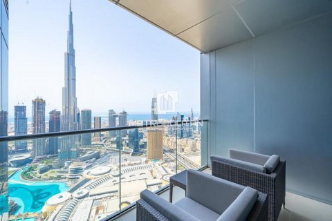 Apartment in Downtown Dubai (Downtown Burj Dubai), Dubai, UAE 2 bedrooms, 149 sq.m. № 592694 - photo 2