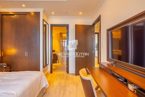 Apartment in Downtown Dubai (Downtown Burj Dubai), Dubai, UAE 2 bedrooms, 149 sq.m. № 592694 - photo 12