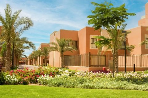MANGROVE VILLAGE sa Abu Dhabi Gate City, UAE № 194296