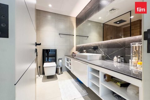Apartmen di Dubai, UAE 2 bilik tidur, 110.2 meter persegi № 624997 - foto 14