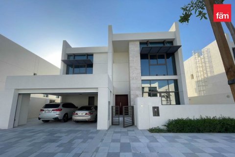 Villa zur Miete in Dubai, VAE 4 Schlafzimmer, 570 m2 Nr. 624959 - Foto 1