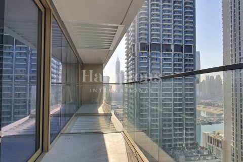 Apartment in Dubai Harbour, UAE 2 bedrooms, 116.49943297 sq.m. № 583788 - photo 17