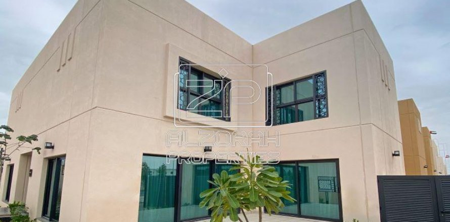 Sharjah, संयुक्त अरब अमीरात में विला, 3 बेडरूम, 288 वर्ग मीटर, संख्या 588984