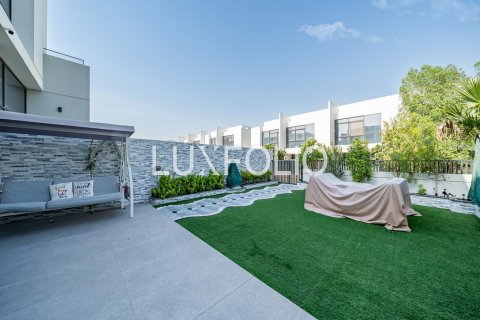 Řadový dům v Al Furjan, Dubai, SAE 3 ložnice, 255 m² Č.: 627406 - fotografie 21