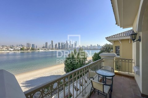 Vilë në Palm Jumeirah, Dubai, Emiratet e Bashkuara Arabe 5 dhoma gjumi, 682 m2. № 603576 - Foto 7