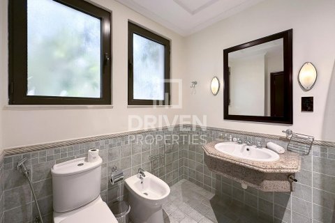 Vilë në Palm Jumeirah, Dubai, Emiratet e Bashkuara Arabe 5 dhoma gjumi, 682 m2. № 603576 - Foto 26