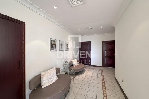 Vilë në Palm Jumeirah, Dubai, Emiratet e Bashkuara Arabe 5 dhoma gjumi, 682 m2. № 603576 - Foto 20