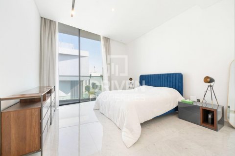 Vilë në Al Barari, Dubai, Emiratet e Bashkuara Arabe 5 dhoma gjumi, 585 m2. № 603577 - Foto 6