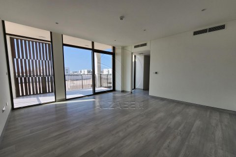 Vilë në Abu Dhabi, Emiratet e Bashkuara Arabe 4 dhoma gjumi, 846 m2. № 615618 - Foto 10