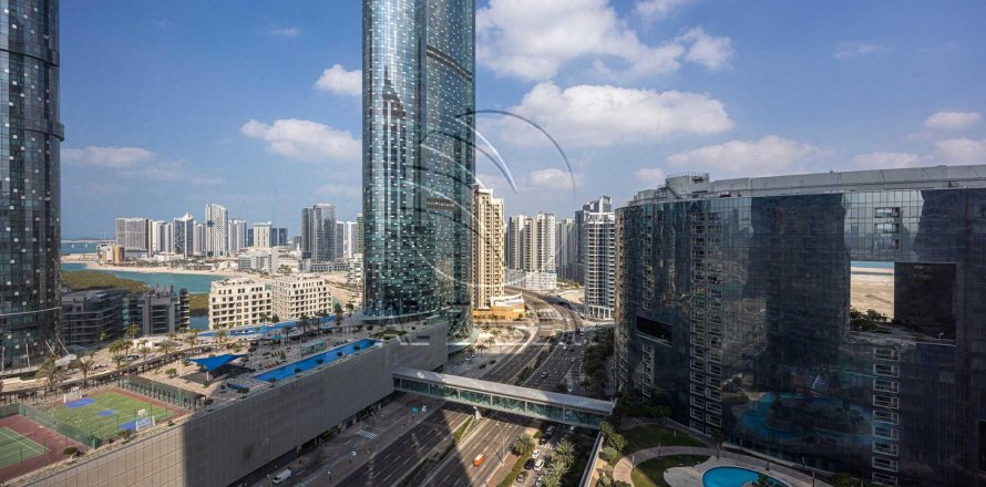 Apartment in Al Reem Island, Abu Dhabi, UAE 1 bedroom, 102 sq.m. № 616006