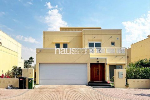 Vila v Meadows, Dubai, SAE 4 ložnice, 381 m² Č.: 626690 - fotografie 15