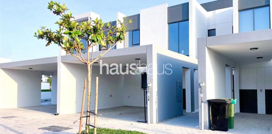 Villa sa Dubai Land, Dubai, UAE 3 silid-tulugan, 161 sq.m. № 626758