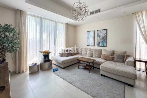 Таунхаус Motor City, Дубай, БАӘ-да 4 жатын бөлмелер, 315 м² № 626760 - фото 7