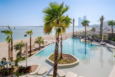 Apartment in Palm Jumeirah, Dubai, UAE 3 bedrooms, 182 sq.m. № 601033 - photo 3