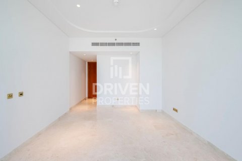 Apartment in Palm Jumeirah, Dubai, UAE 3 bedrooms, 182 sq.m. № 601033 - photo 11