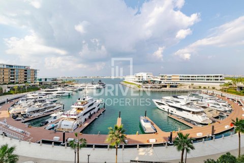Apartament në Jumeirah, Dubai, Emiratet e Bashkuara Arabe 3 dhoma gjumi, 251 m2. № 601041 - Foto 5