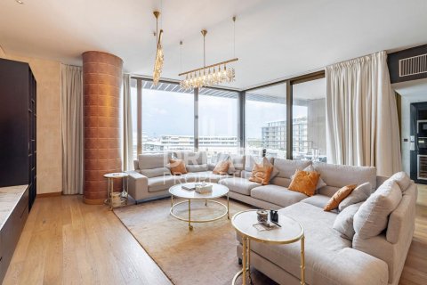 Apartament në Jumeirah, Dubai, Emiratet e Bashkuara Arabe 3 dhoma gjumi, 251 m2. № 601041 - Foto 2