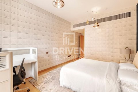 Apartament në Jumeirah, Dubai, Emiratet e Bashkuara Arabe 3 dhoma gjumi, 251 m2. № 601041 - Foto 9