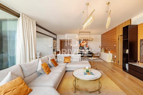 Apartament në Jumeirah, Dubai, Emiratet e Bashkuara Arabe 3 dhoma gjumi, 251 m2. № 601041 - Foto 1
