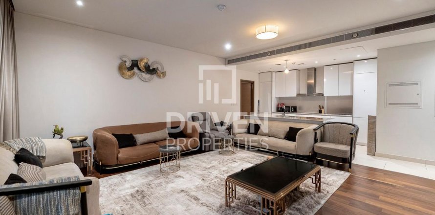 Byt v City Walk, Dubai, SAE 2 ložnice, 181 m² Č.: 601043