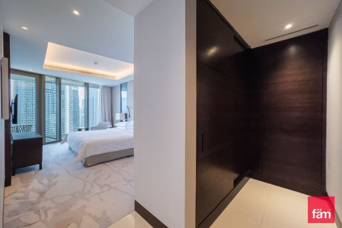 Apartment in Downtown Dubai (Downtown Burj Dubai), UAE 3 bedrooms, 225.5 sq.m. № 502662 - photo 26
